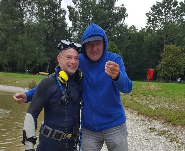 Ring im Germeringer See verloren