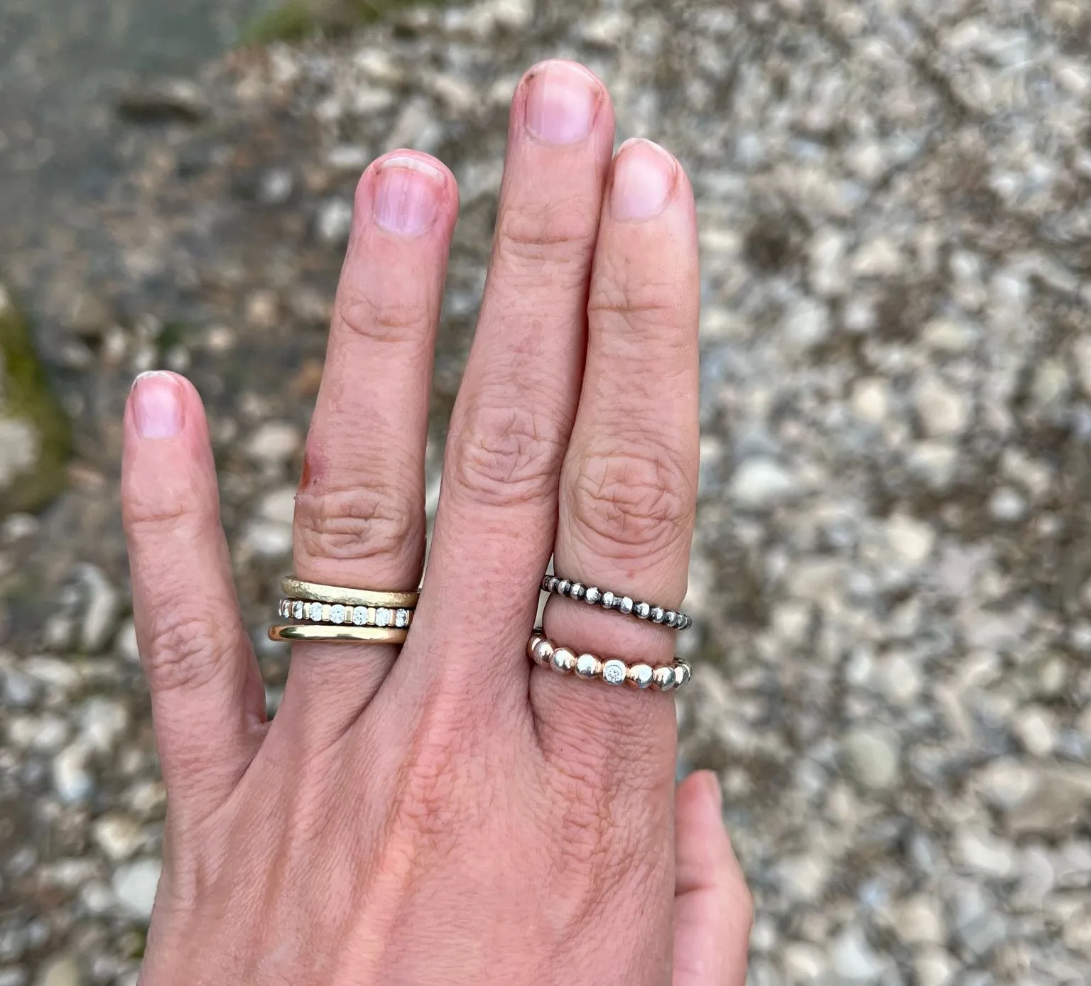 Ring im Neckar verloren