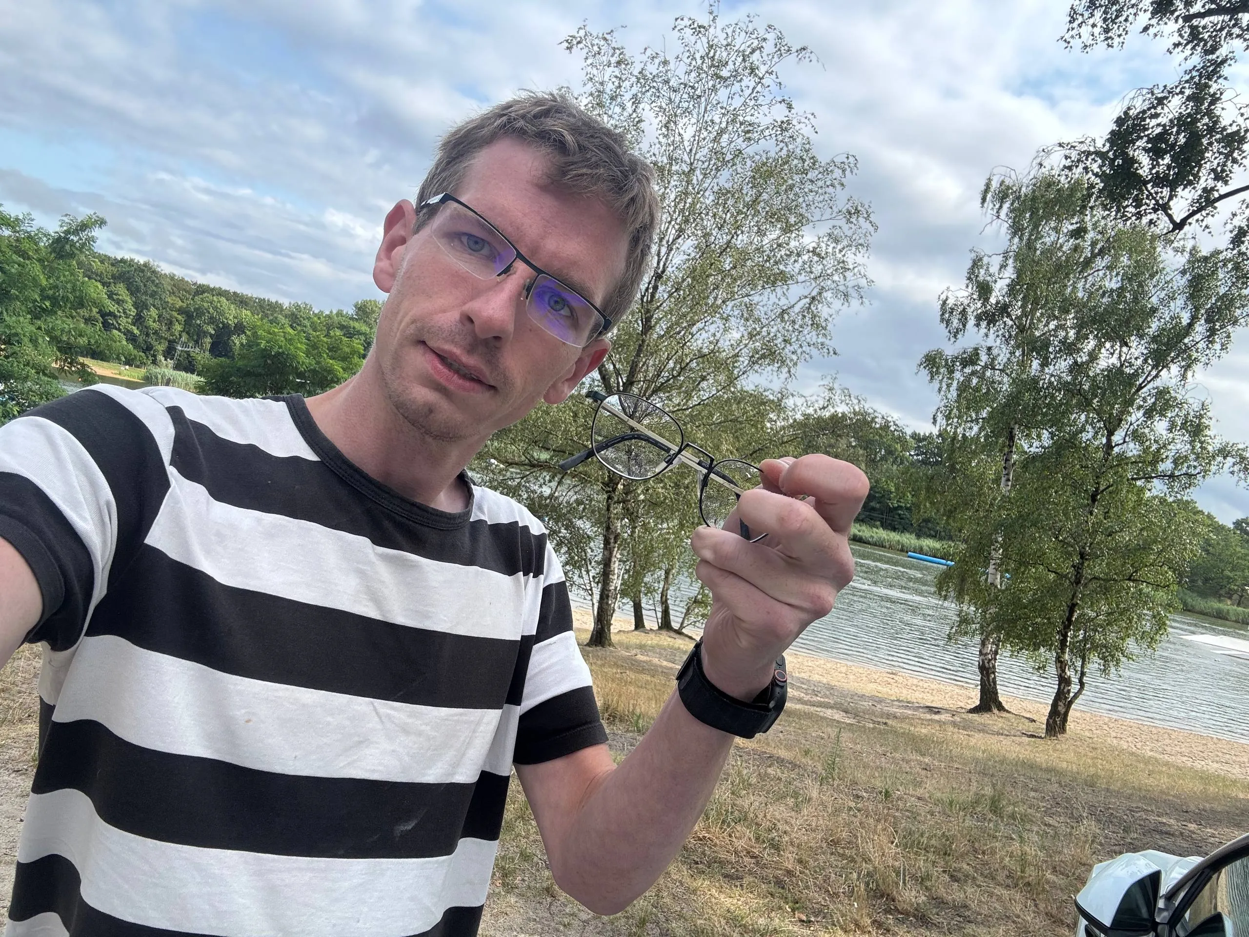Foto 2 vom Einsatz: Mehrstärkenbrille am Blauen See in Garbsen geborgen