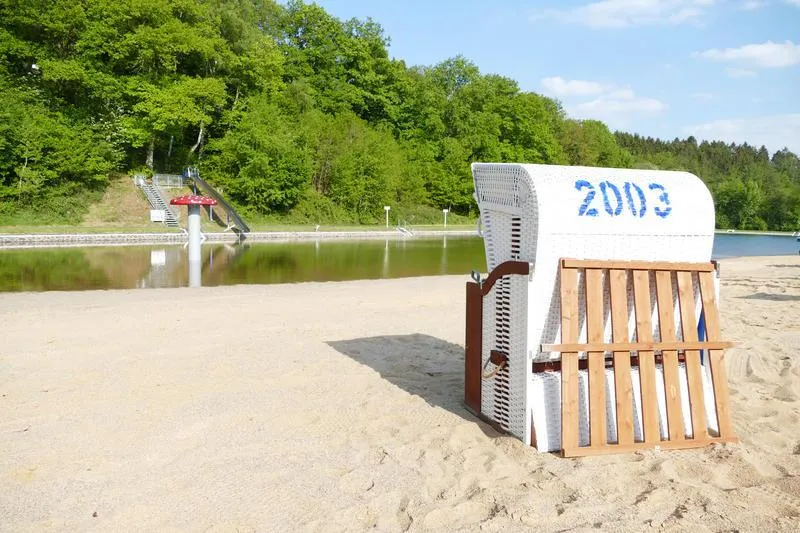 Foto 2 vom Einsatz: Ehering im Freibad verloren