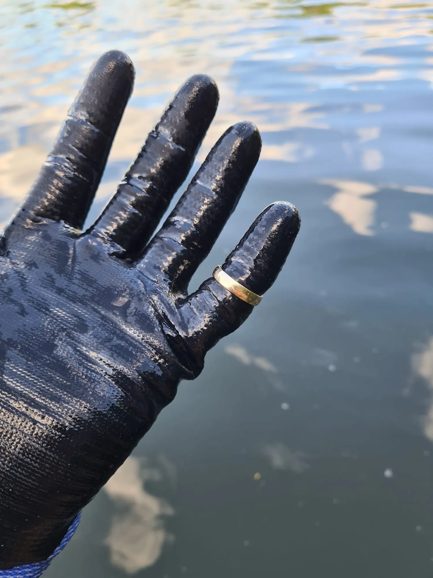 Foto 2 vom Einsatz: Ring in Berlin verloren. Hält der Ring denn überhaupt?