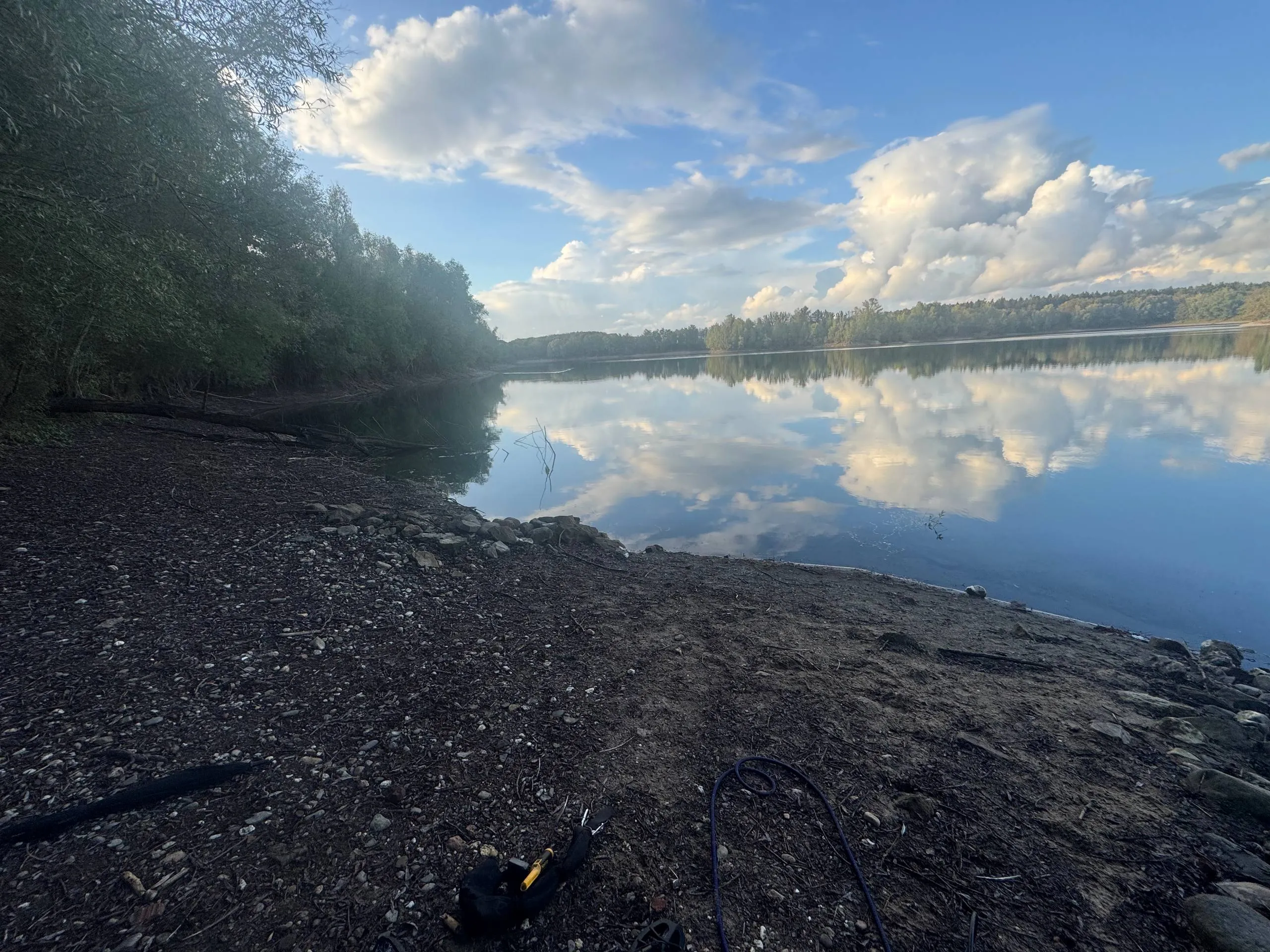 Foto 3 vom Einsatz: Platin-Ehering nach Monaten am Baggersee in Dormagen gefunden