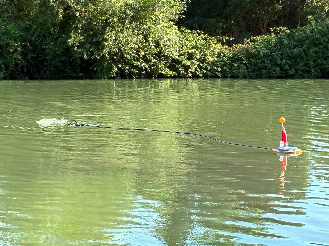 Foto 4 vom Einsatz: Handy und Autoschlüssel aus dem Stichkanal geborgen