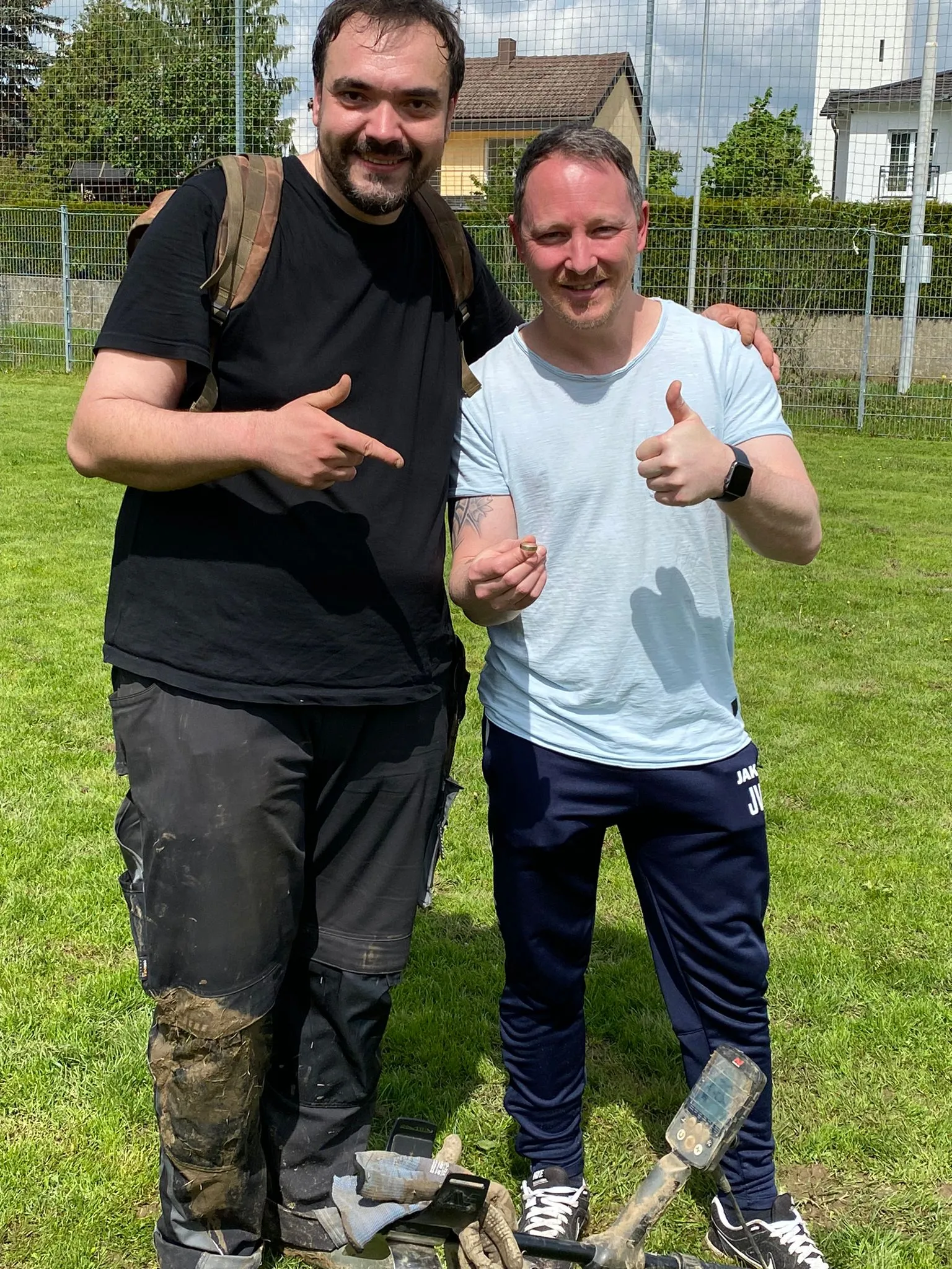 Bild 5 zum Auftrag Ehering beim Fußball verloren